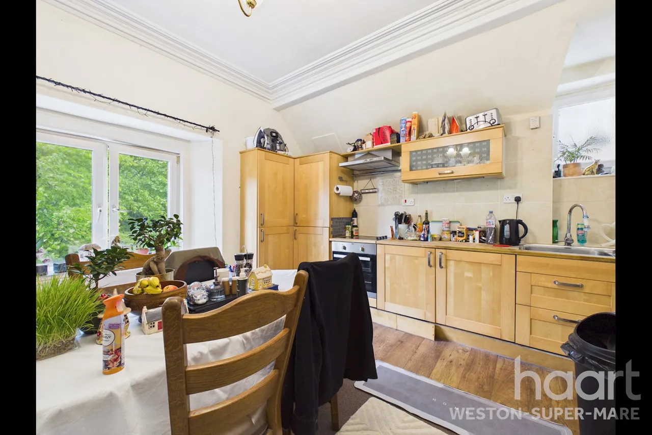 Shrubbery Avenue, Weston-Super-Mare, BS23, photo 4