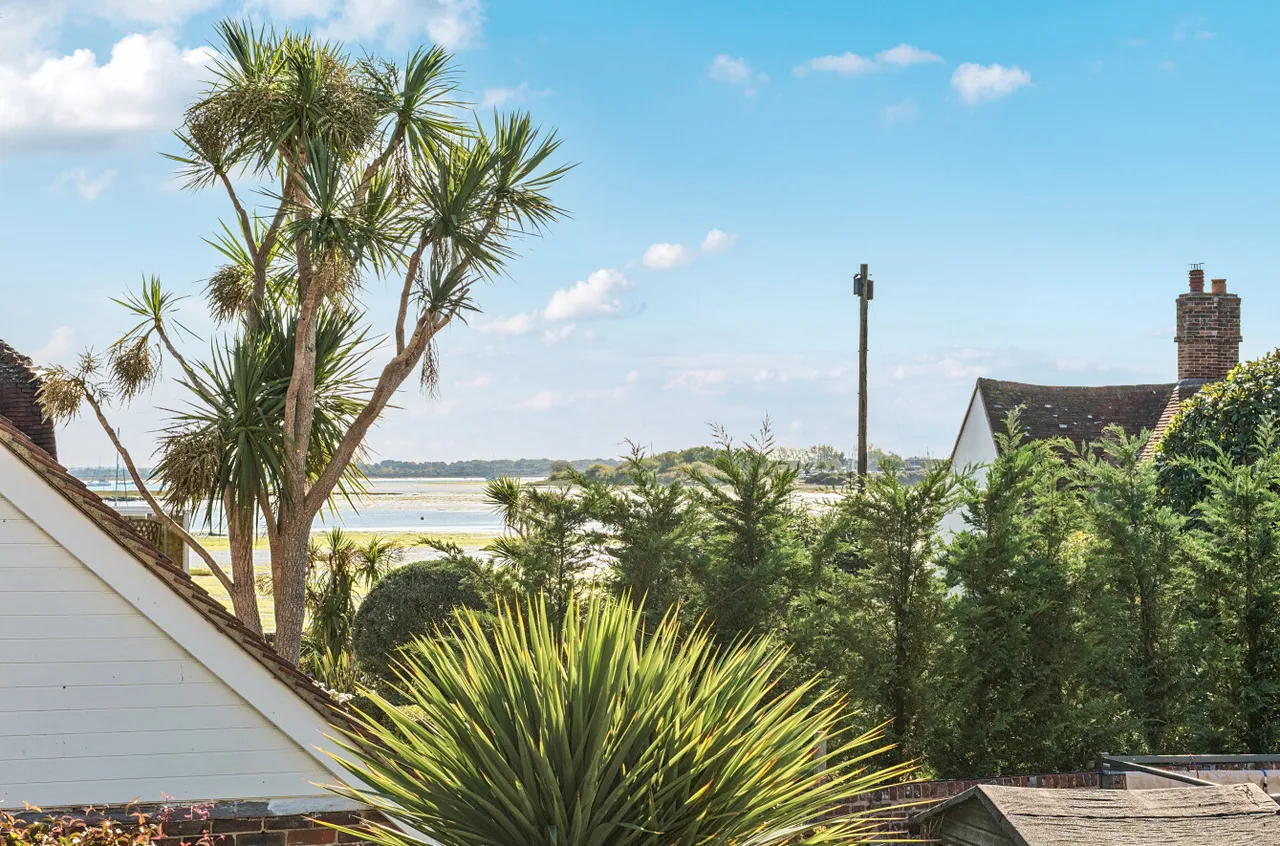 Towers Garden, Havant, PO9, photo 12
