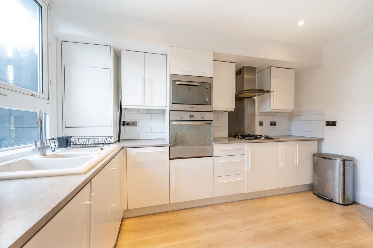 Flat G2 Twyford House, Chisley Road, London, photo 6