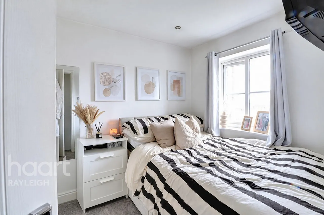 Heron Gardens, Rayleigh, SS6, photo 5