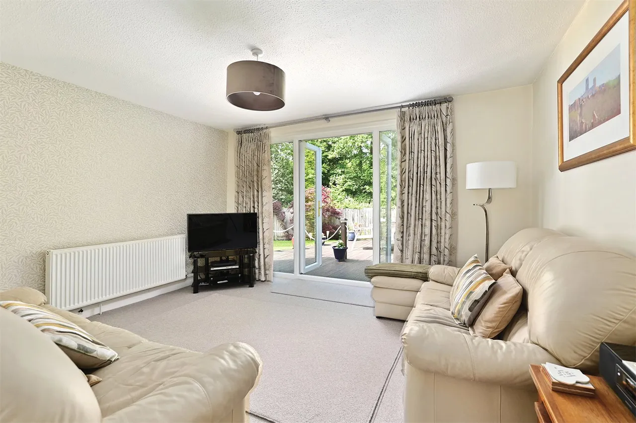 Wentworth Close, Ash Vale, Guildford, Surrey, GU12 5NB, photo 7