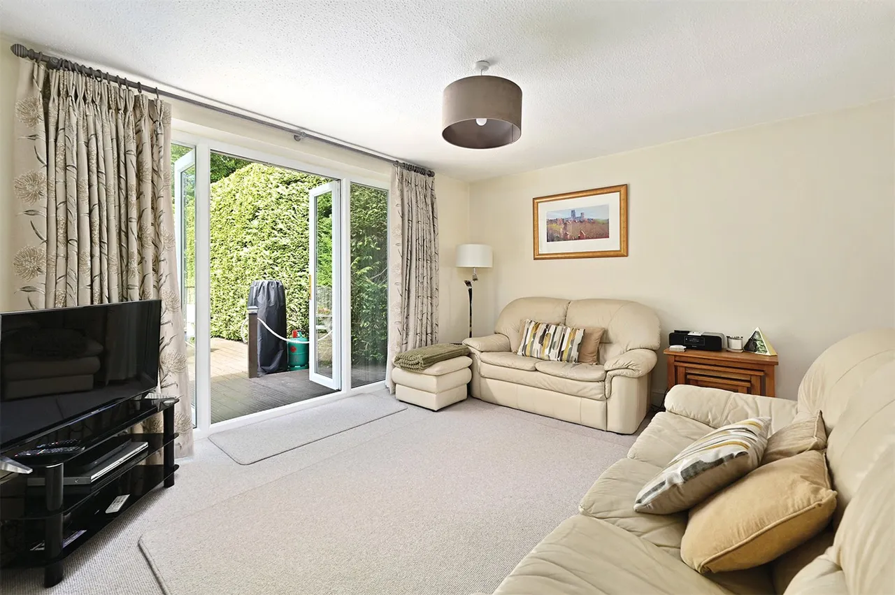Wentworth Close, Ash Vale, Guildford, Surrey, GU12 5NB, photo 4