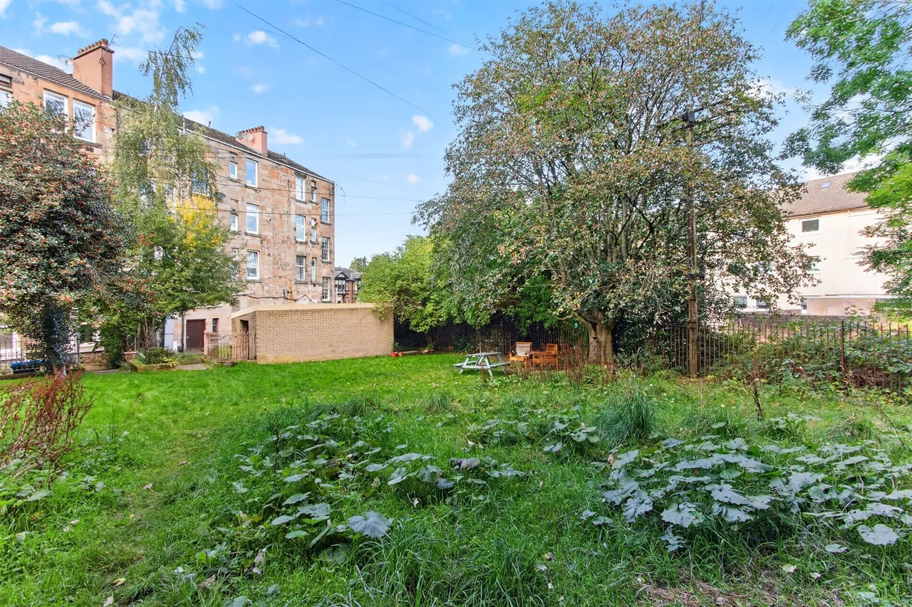 Clarkston Road, Glasgow, G44, photo 18