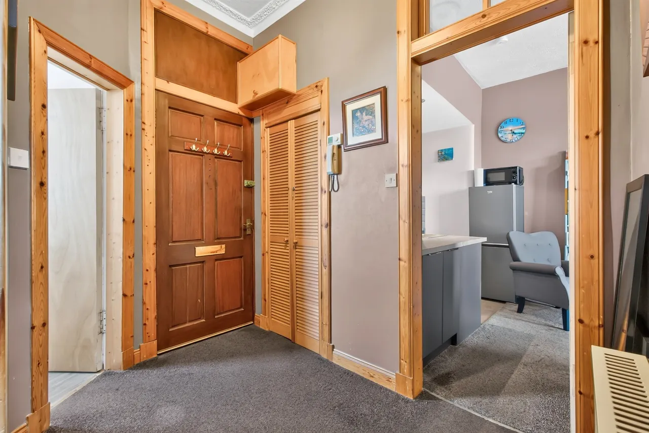 Clarkston Road, Glasgow, G44, photo 17
