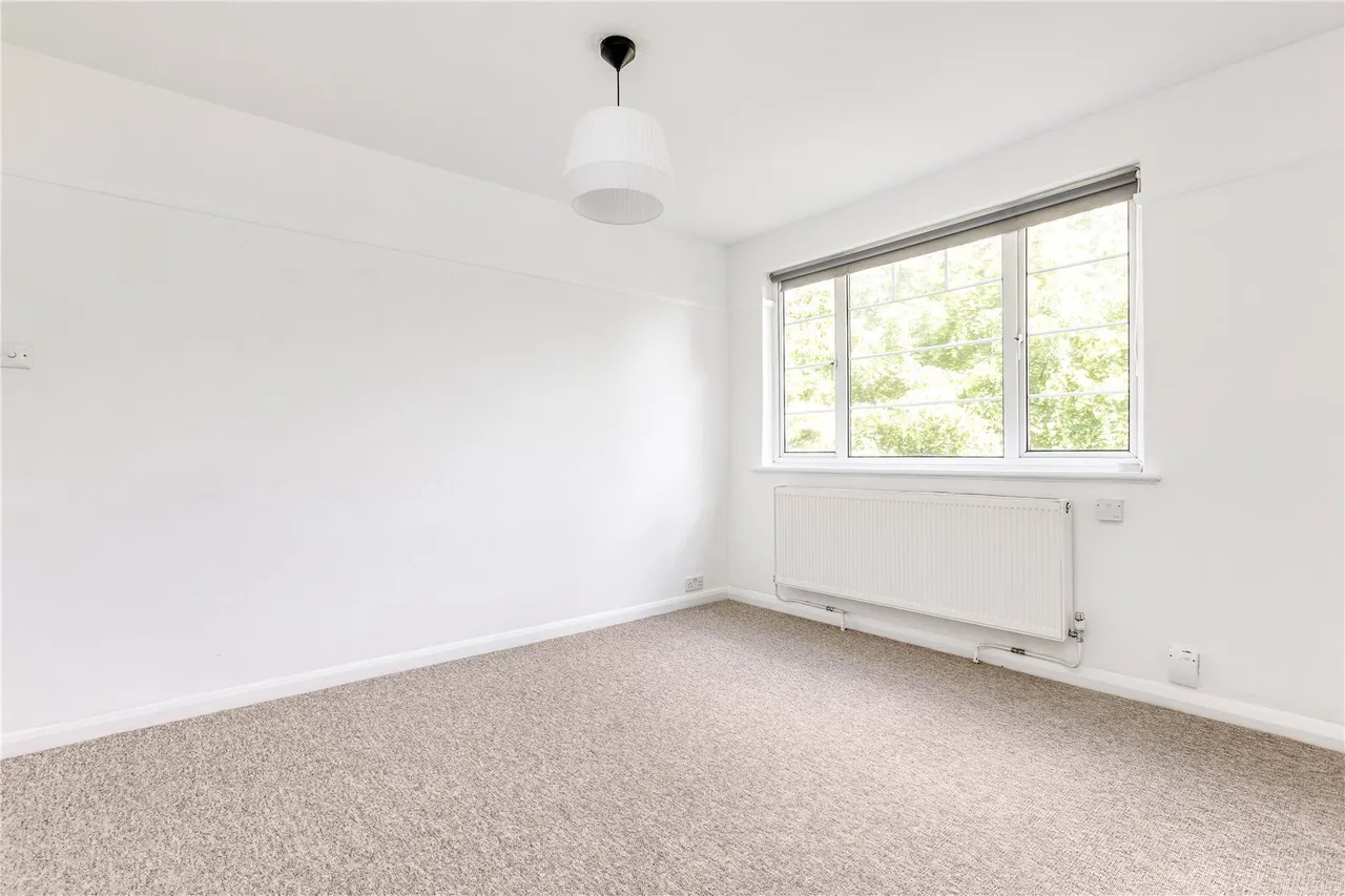 Bedford Road, London, W4, photo 7