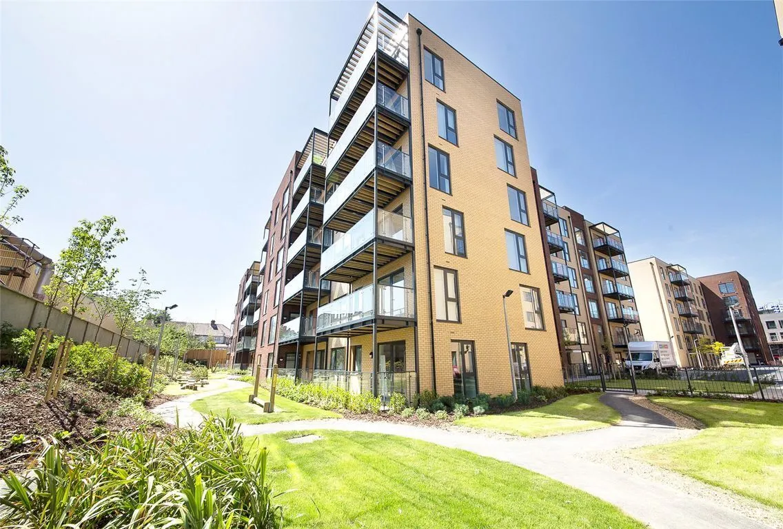 Arrandene Apartments, Colindale, London, photo 12