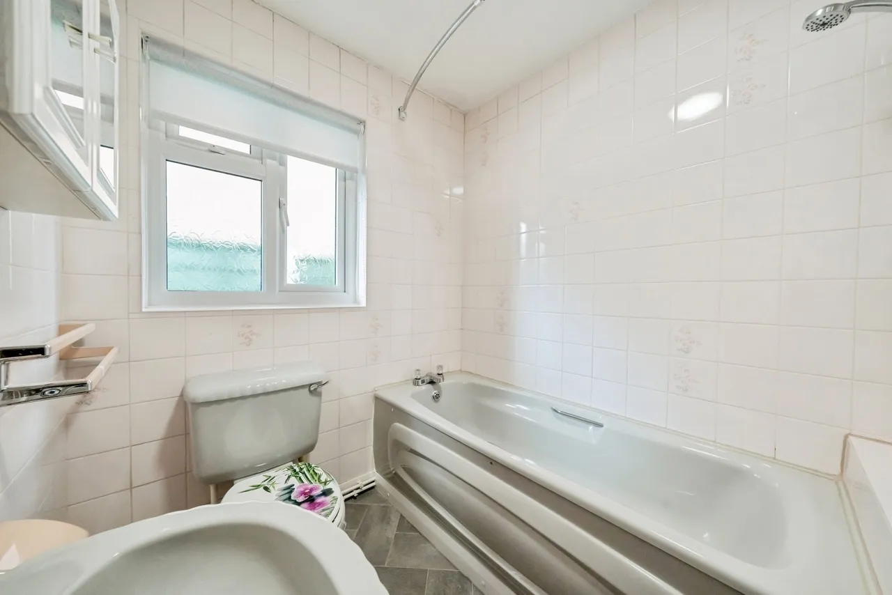 Arran Close, Fearnhead, Warrington, Cheshire, WA2, photo 11