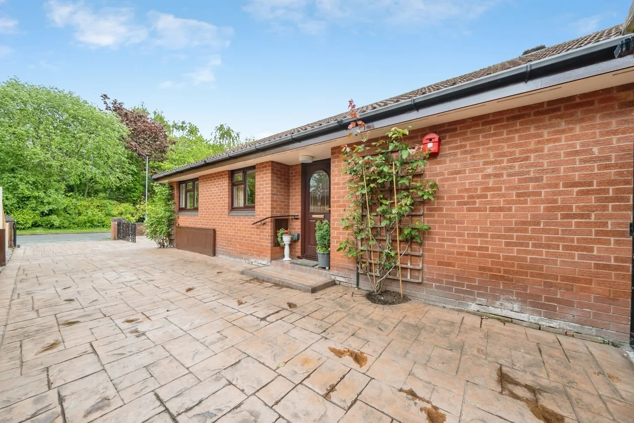 Arran Close, Fearnhead, Warrington, Cheshire, WA2, photo 14