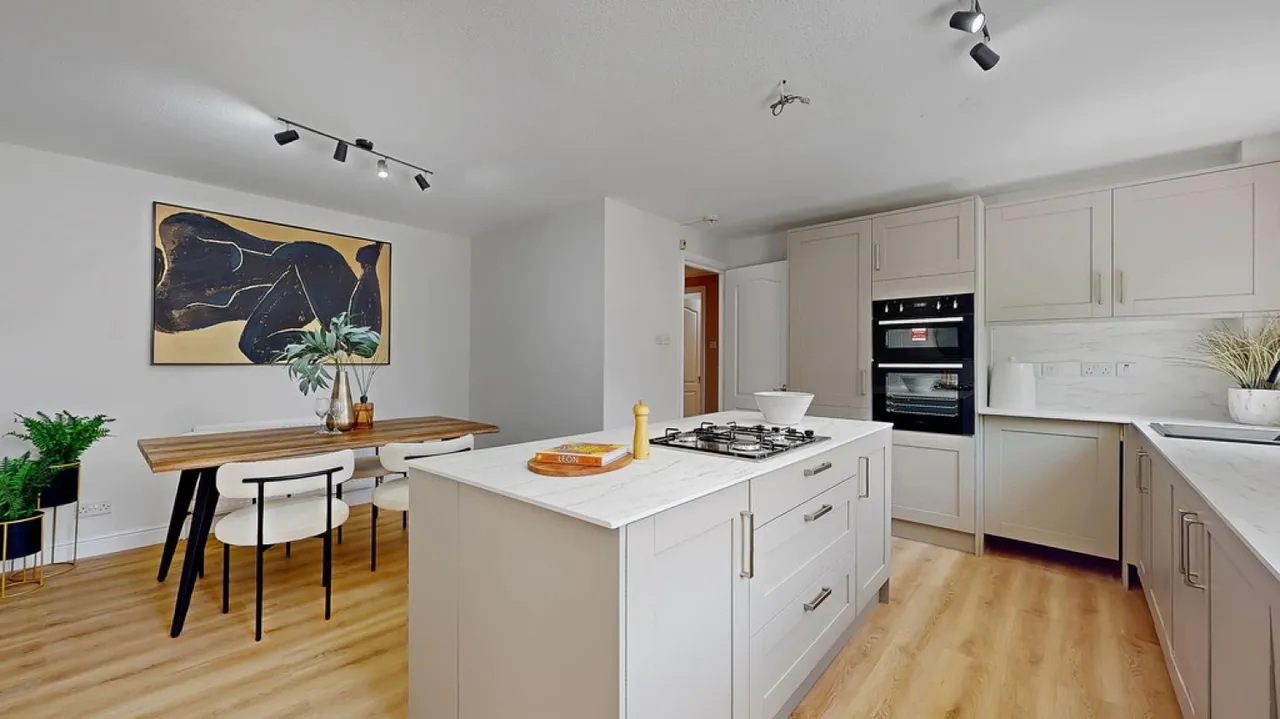 3 Hughenden Gardens, Hyndland, photo 10