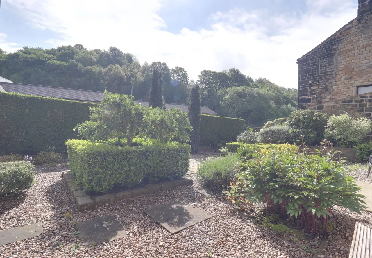 Rochdale Road, Todmorden, OL14, photo 8