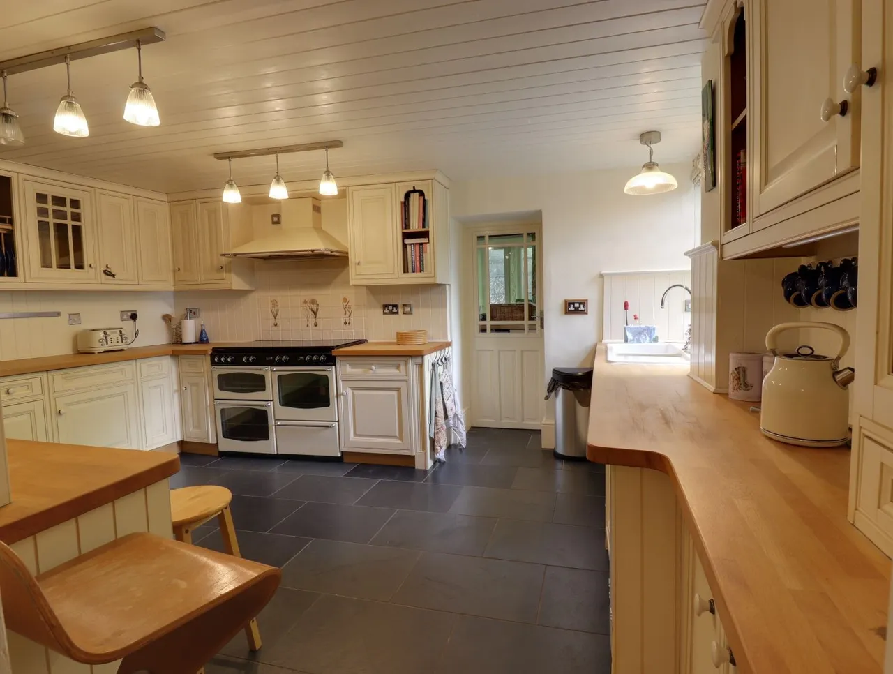 Rochdale Road, Todmorden, OL14, photo 20