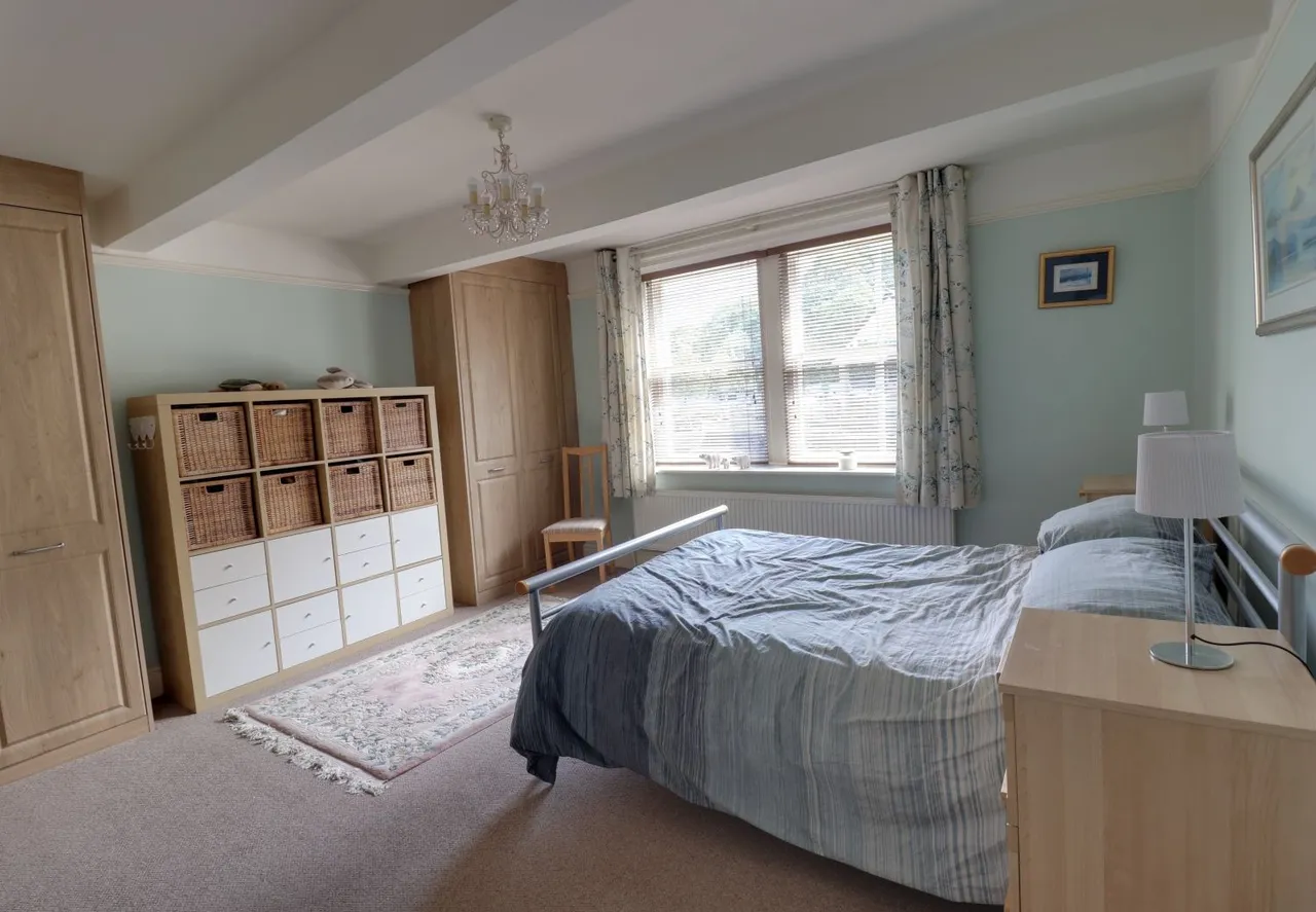 Rochdale Road, Todmorden, OL14, photo 33