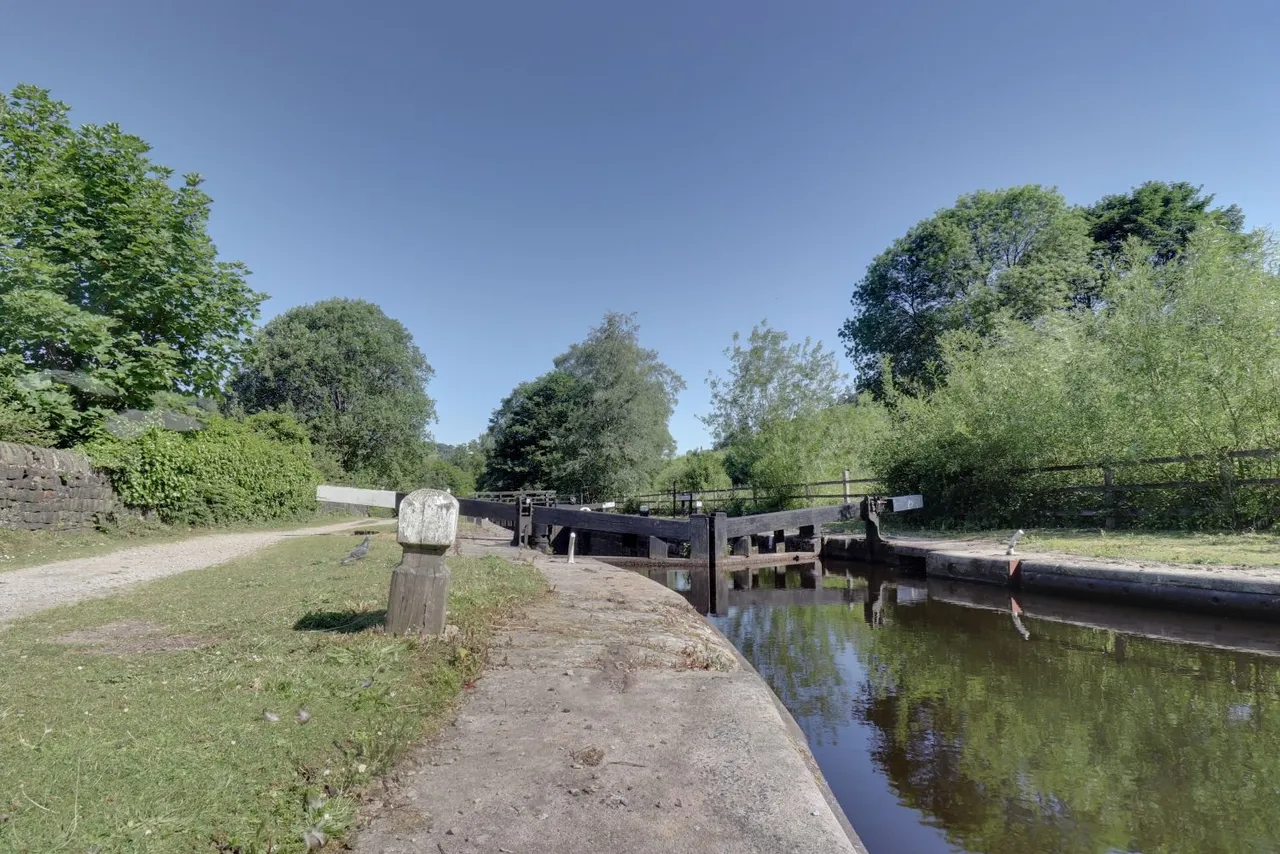 Rochdale Road, Todmorden, OL14, photo 51
