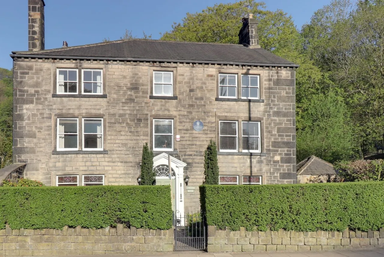 10 bed house for sale, Rochdale Road, Todmorden, OL14