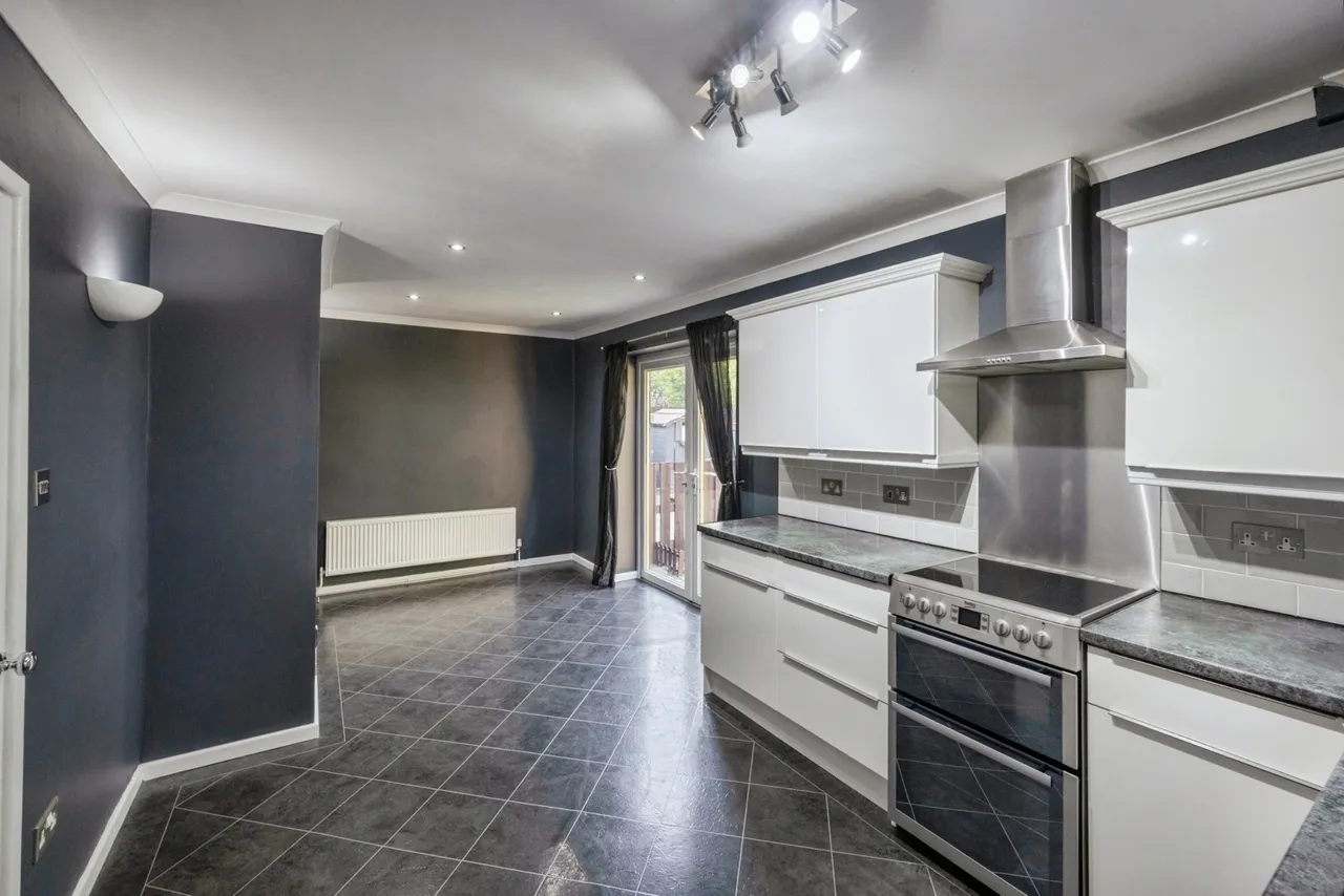 Tennyson Avenue, Campsall, Doncaster, South Yorkshire, DN6, photo 3