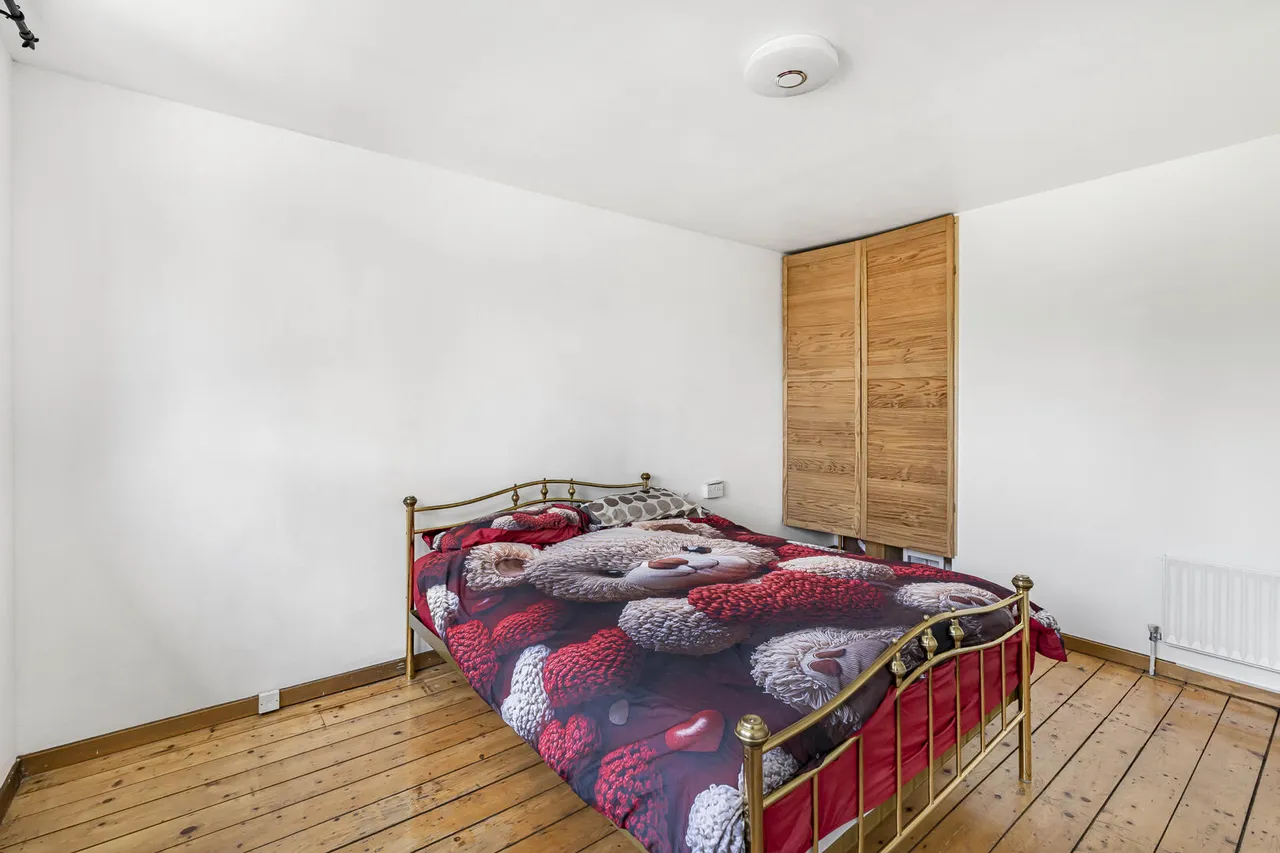 Brettenham Road, N18, photo 16