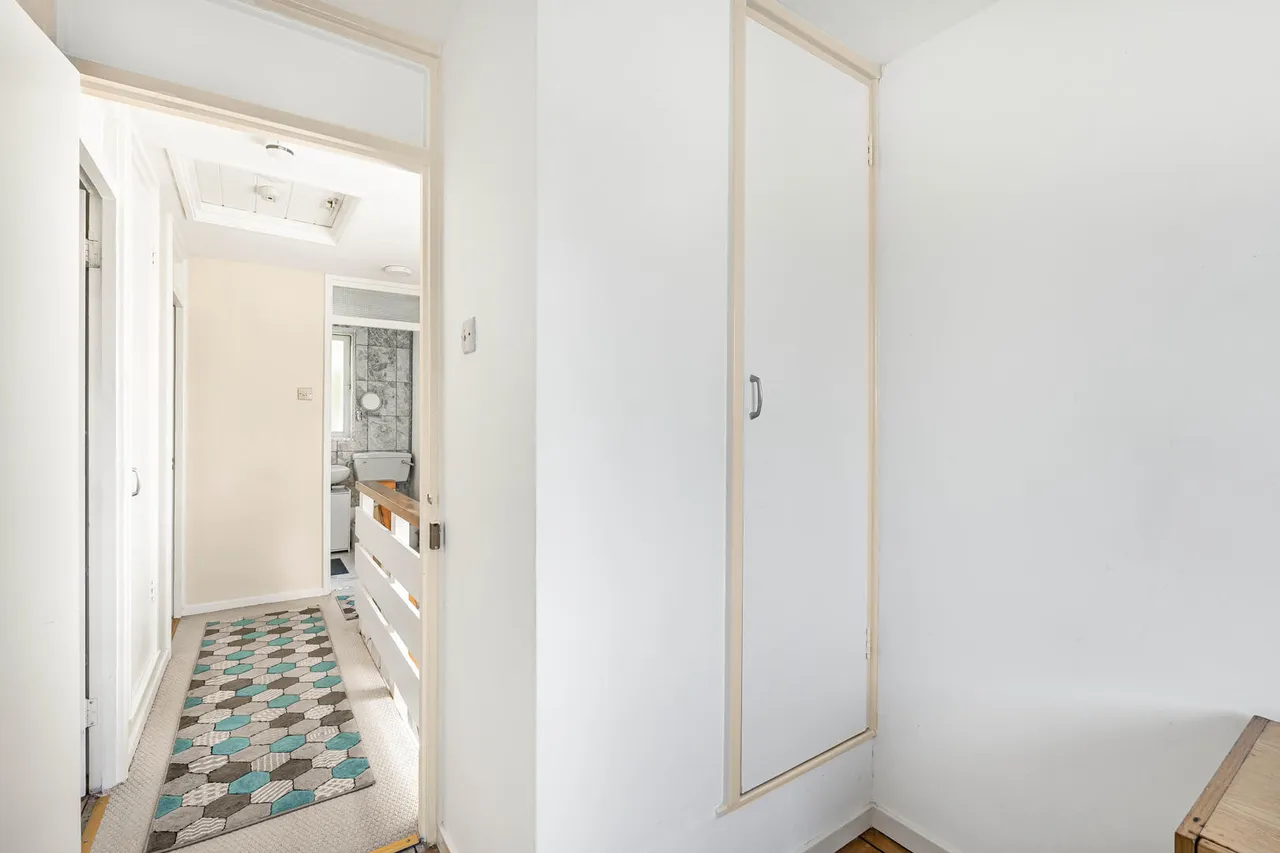 Brettenham Road, N18, photo 17