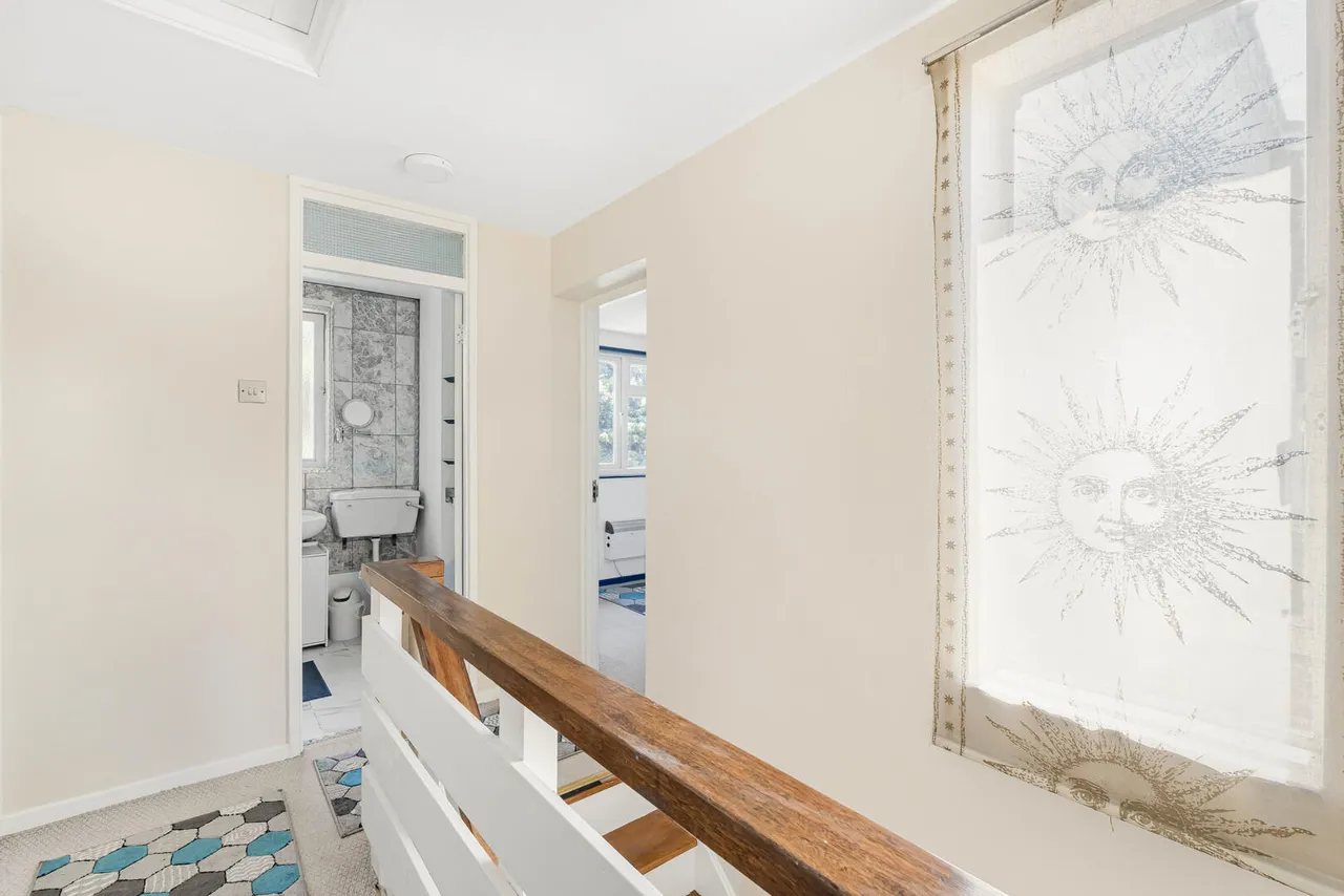 Brettenham Road, N18, photo 23