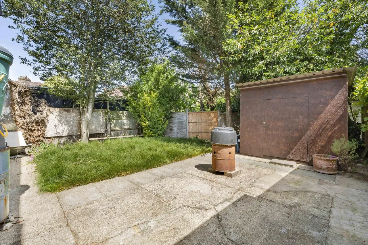 Brettenham Road, N18, photo 10