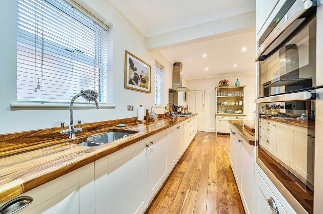 Clarence Road, Fleet, Hampshire, GU51 3RZ, photo 10