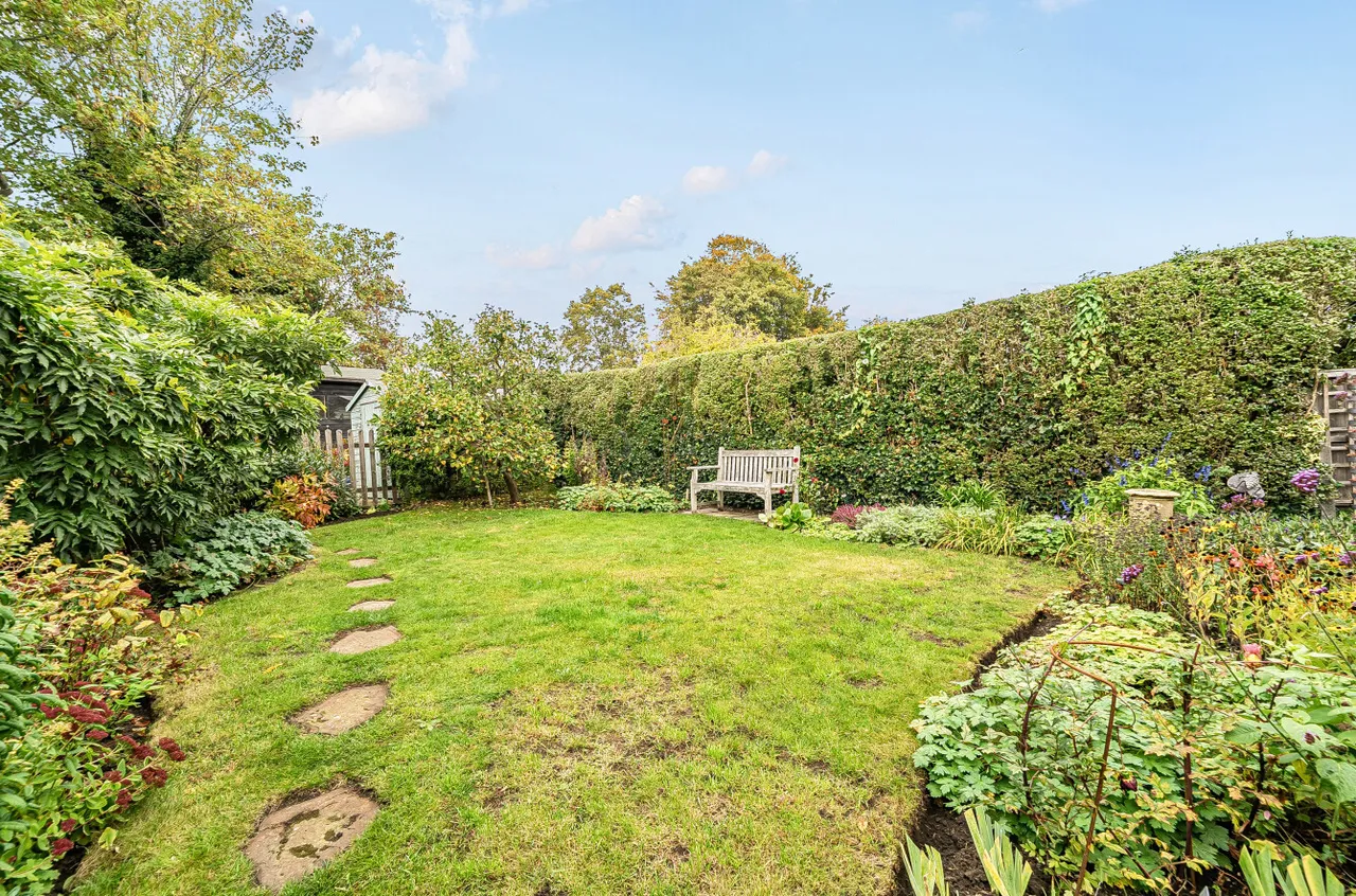 Clarence Road, Fleet, Hampshire, GU51 3RZ, photo 36