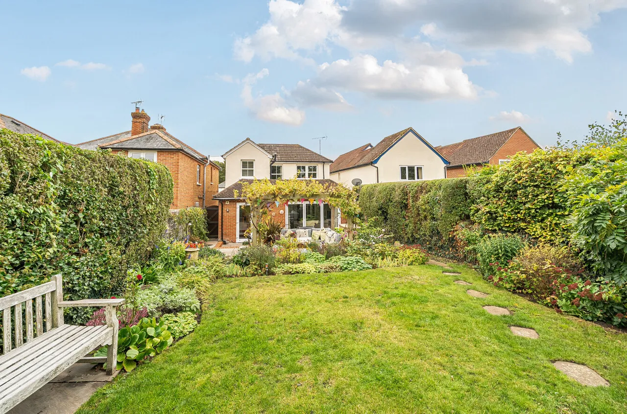 Clarence Road, Fleet, Hampshire, GU51 3RZ, photo 35