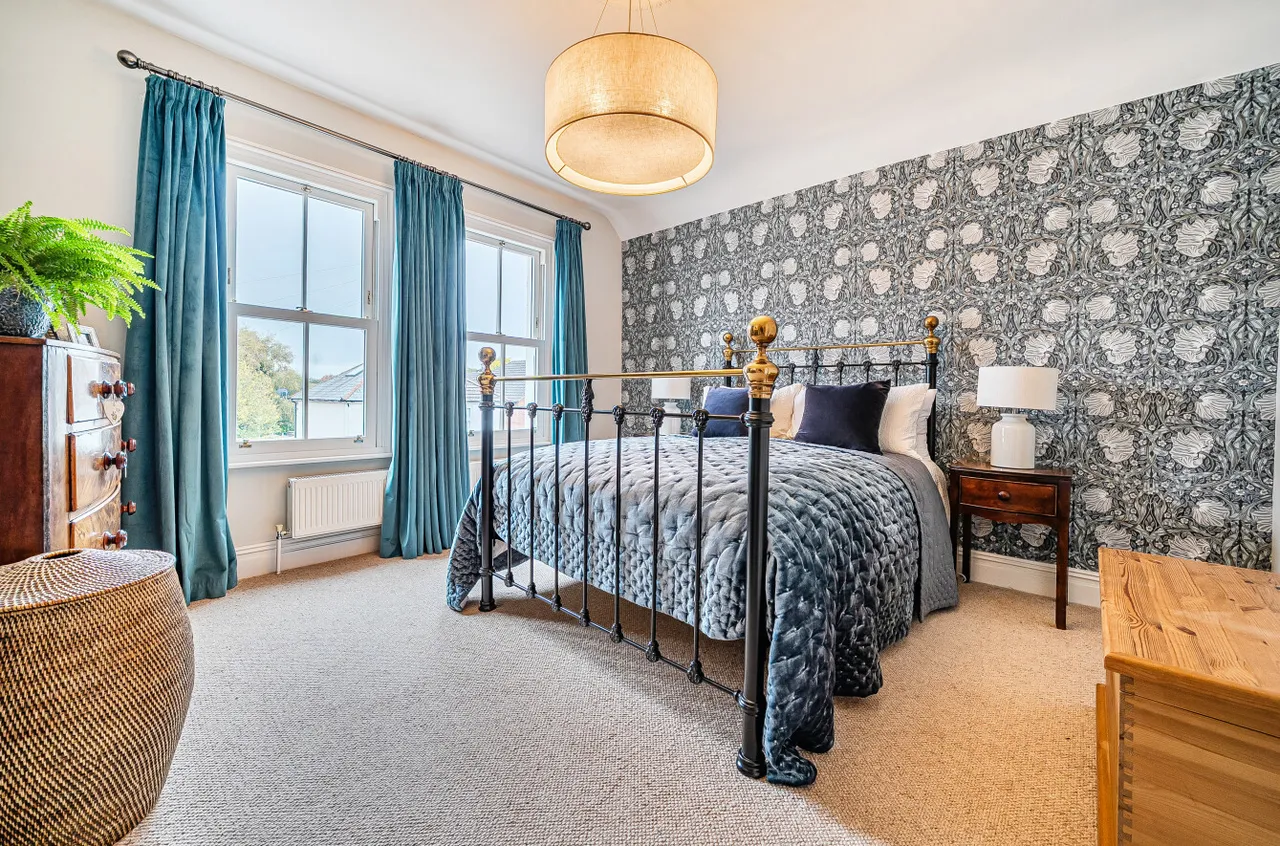 Clarence Road, Fleet, Hampshire, GU51 3RZ, photo 25