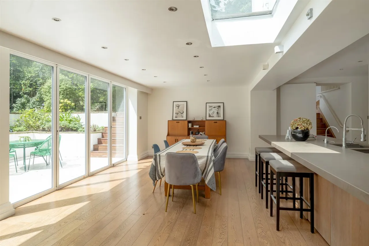 Greville Road, St John's Wood - NW6, London, NW6 5JB, photo 6
