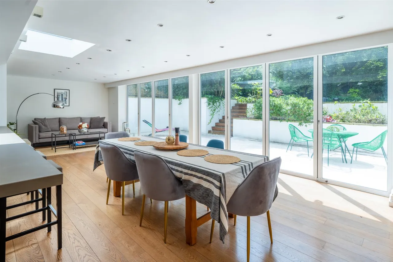 Greville Road, St John's Wood - NW6, London, NW6 5JB, photo 8