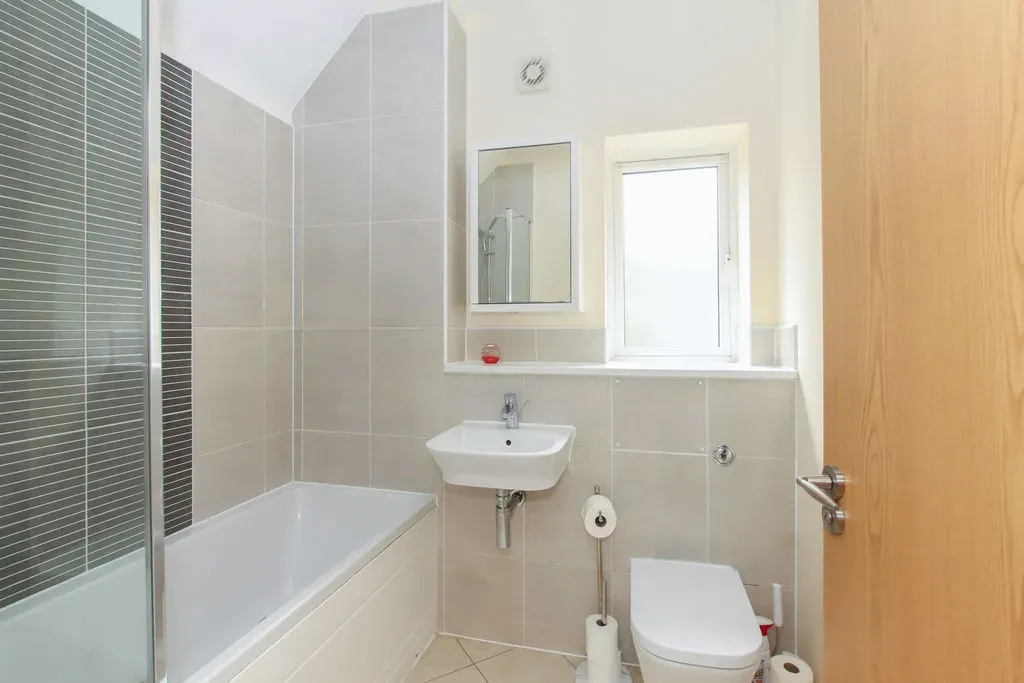 Frances Mews, Nash Mills Wharf, Hemel Hempstead, Hertfordshire, HP3 9GR, photo 7