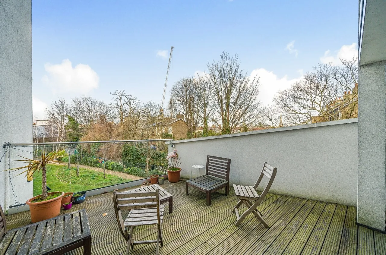Ladywell Road, London, SE13, photo 16