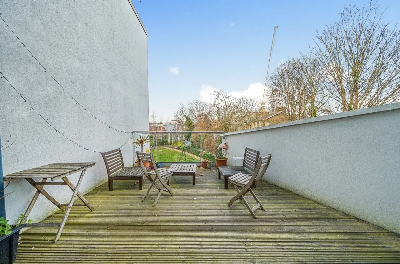 Ladywell Road, London, SE13, photo 17