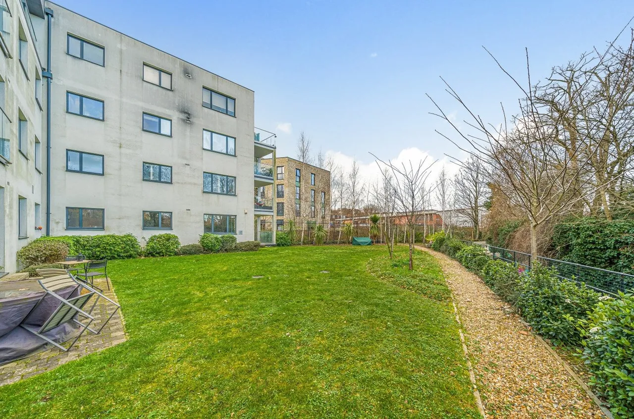 Ladywell Road, London, SE13, photo 9