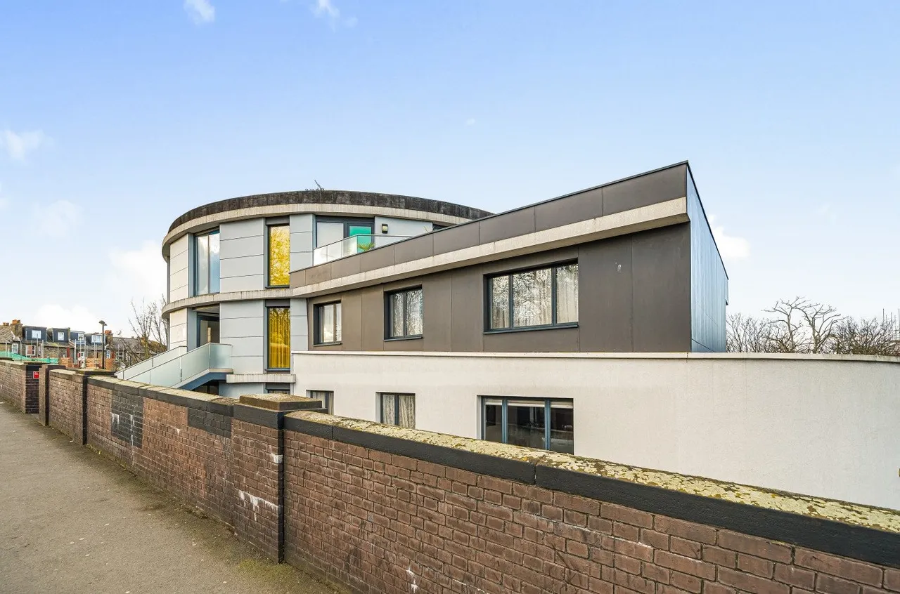 Ladywell Road, London, SE13, photo 13
