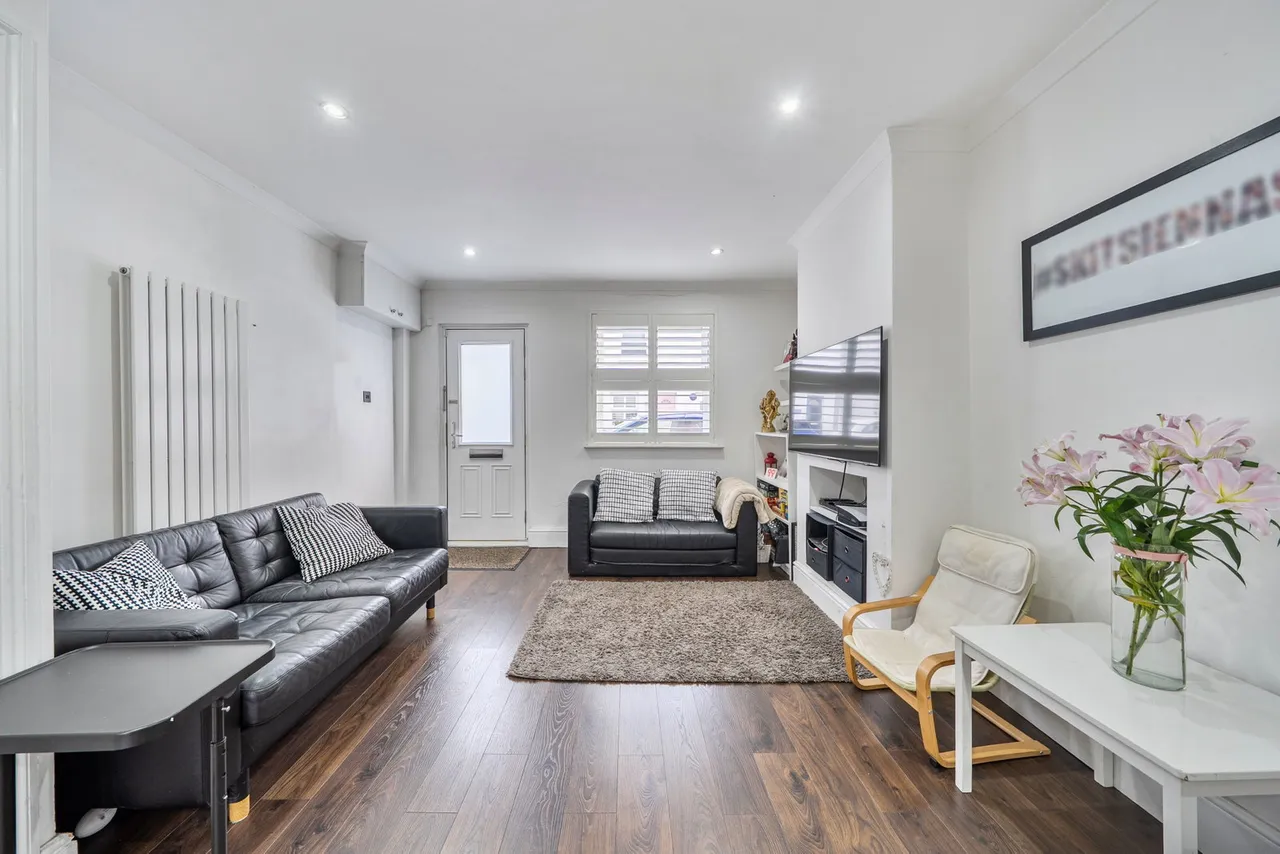 Primrose Gardens, Bushey, WD23, photo 5