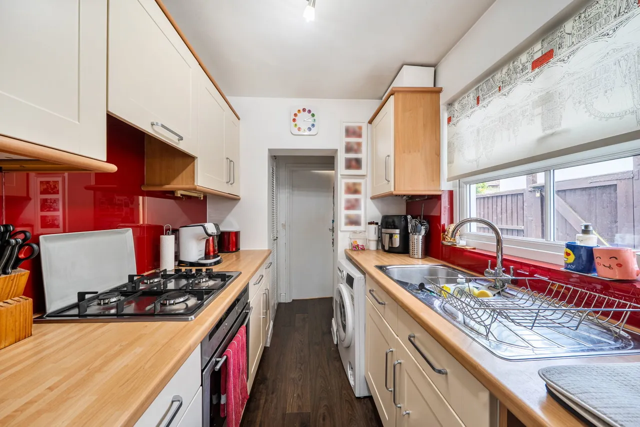 Primrose Gardens, Bushey, WD23, photo 7
