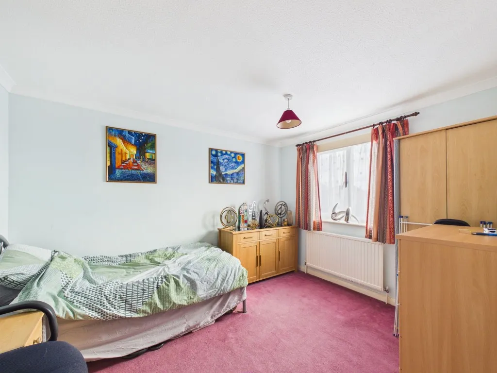 Lichfield Close, Lower Earley, RG6, photo 8