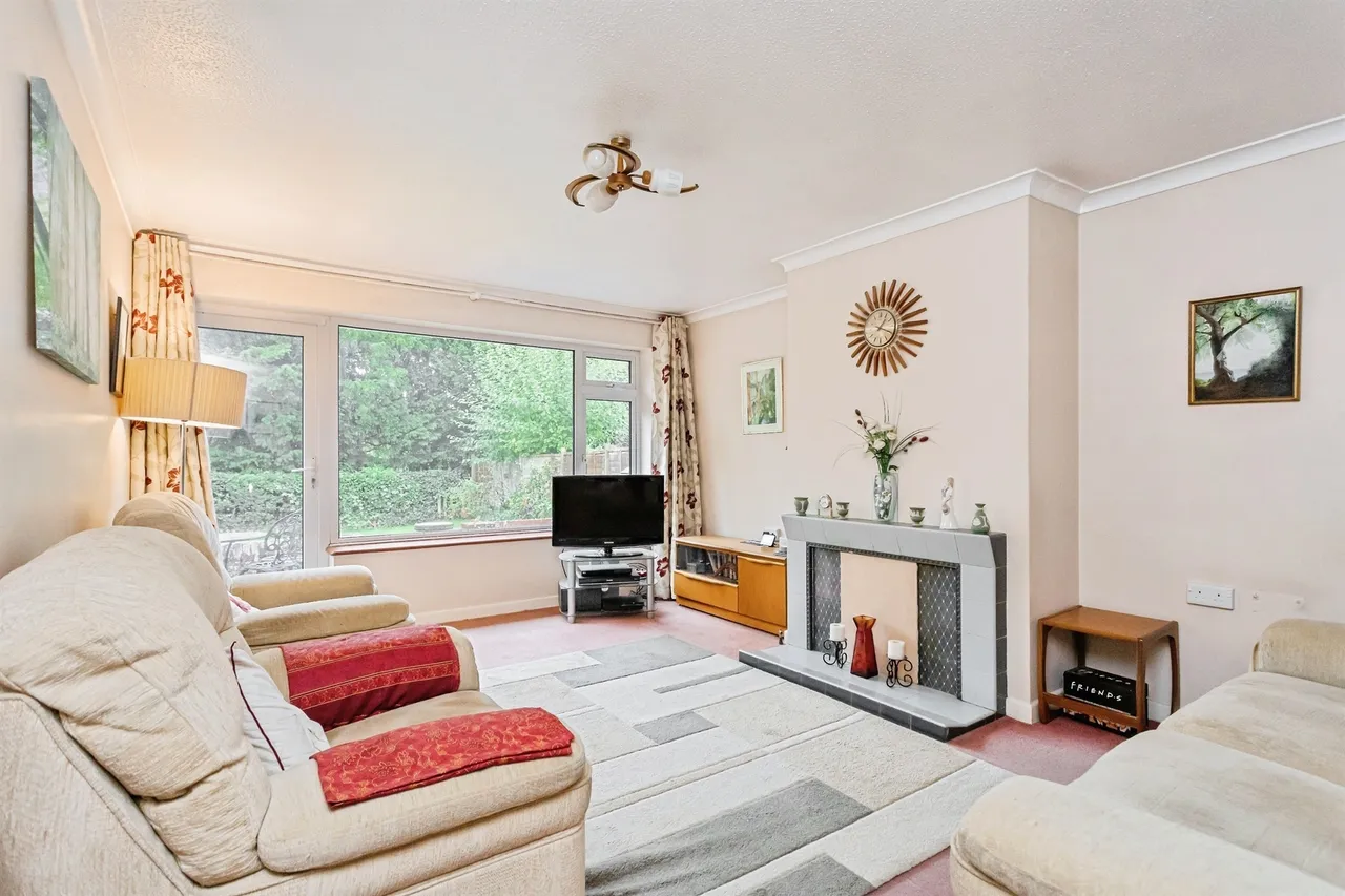 Grove Road, Burgess Hill, RH15, photo 3