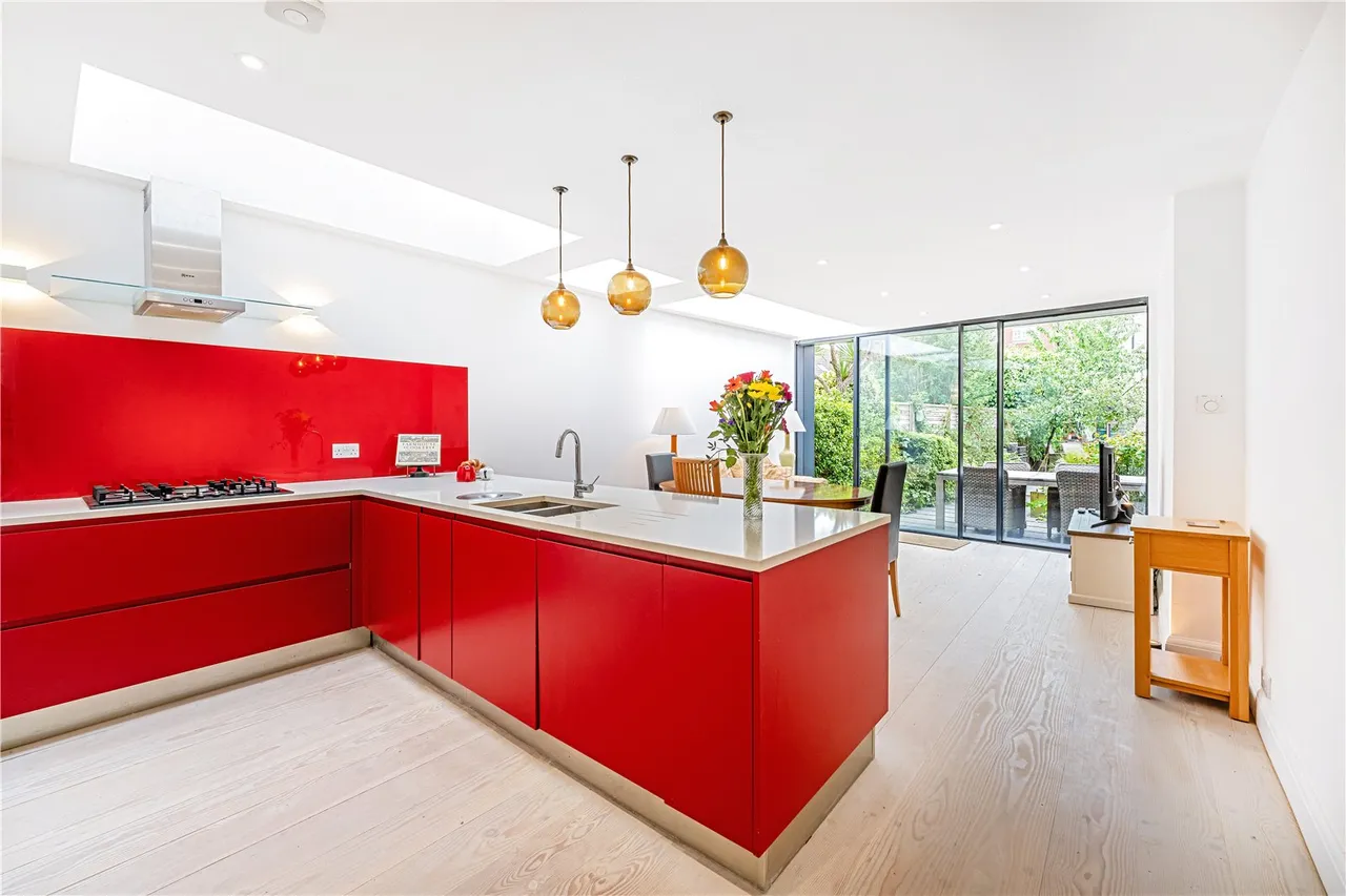 Albion Road, Twickenham, TW2 6QJ, photo 2