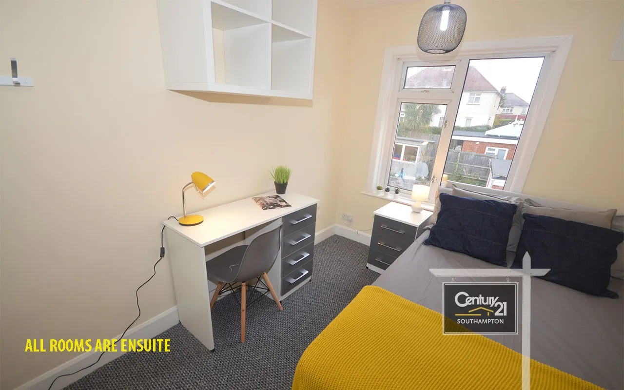 Burgess Road, Southampton, SO16, photo 13