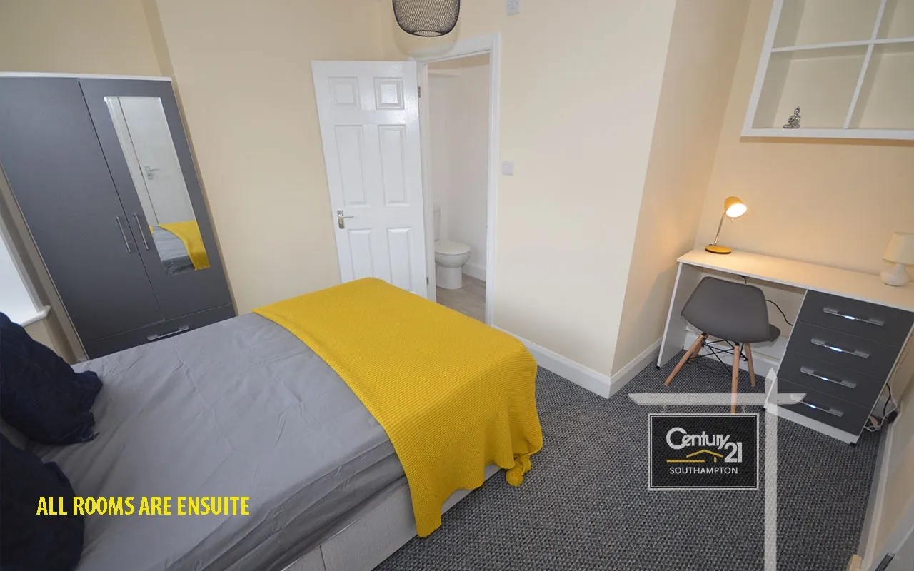 Burgess Road, Southampton, SO16, photo 8
