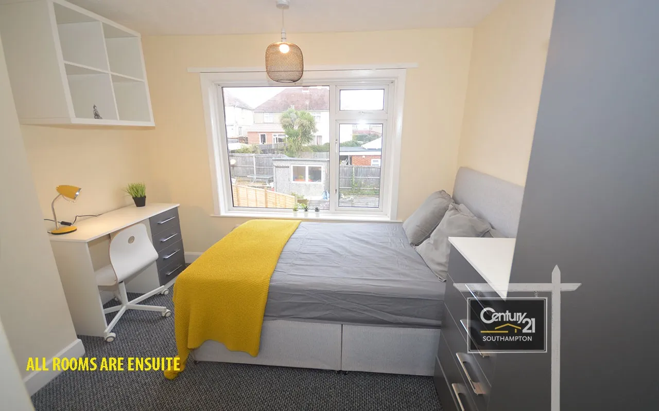 Burgess Road, Southampton, SO16, photo 9