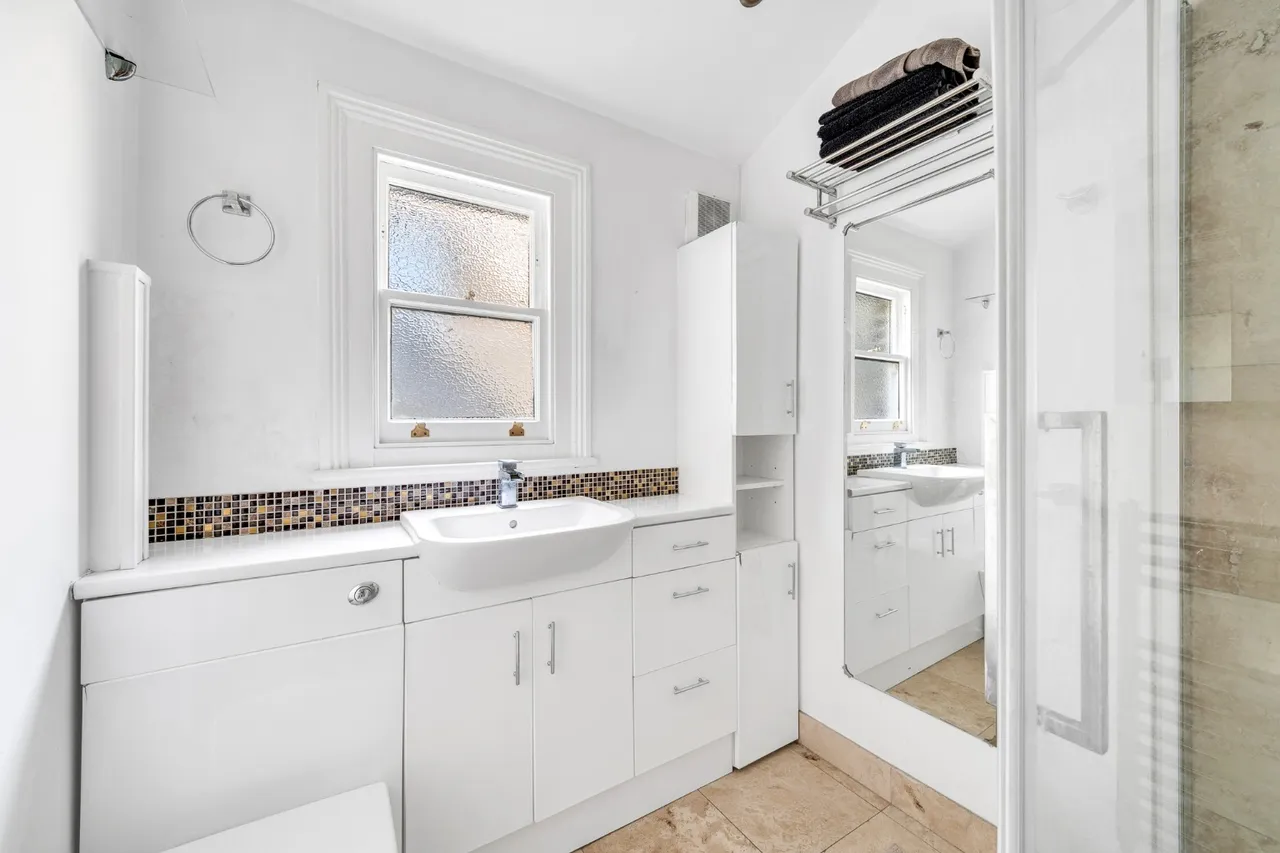 Humber Road, SE3, photo 11