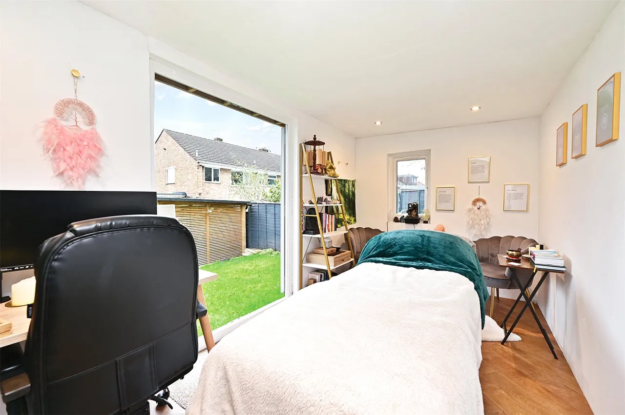 Nightingale Drive, Mytchett, Camberley, Surrey, GU16 6BZ, photo 19