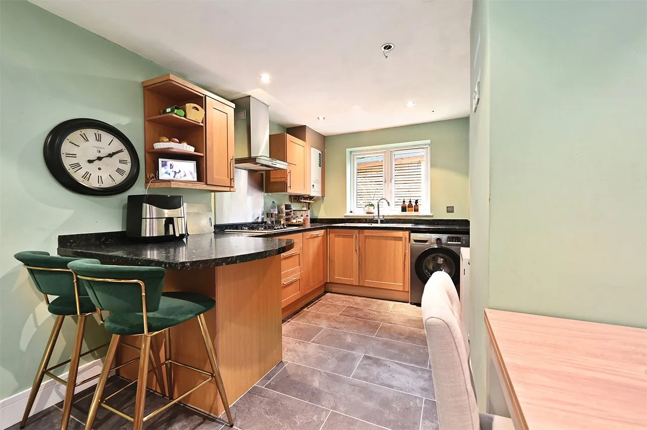 Nightingale Drive, Mytchett, Camberley, Surrey, GU16 6BZ, photo 6