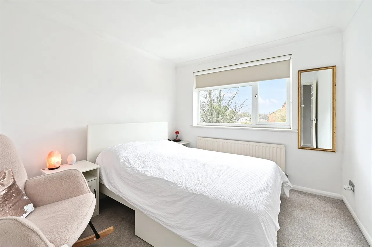 Nightingale Drive, Mytchett, Camberley, Surrey, GU16 6BZ, photo 14
