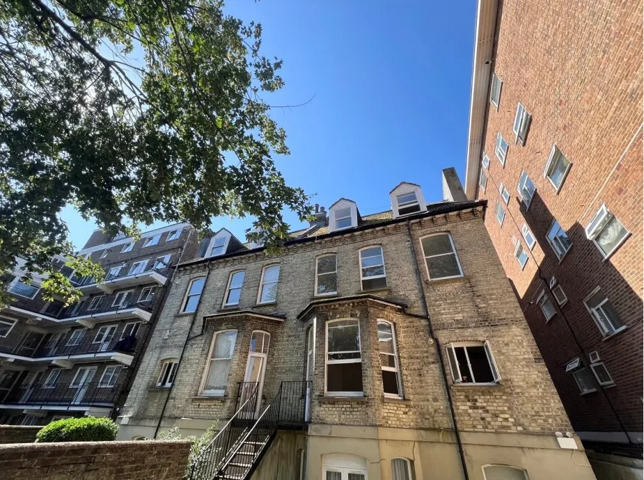 2 bed flat to rent — Cromwell Road, Hove