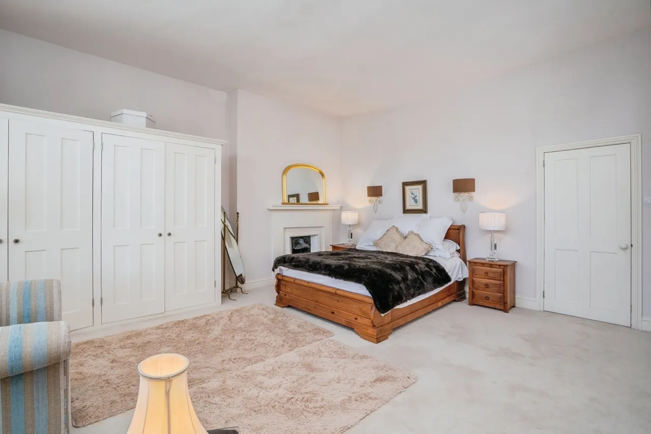 East Street, Westbourne, PO10, photo 14