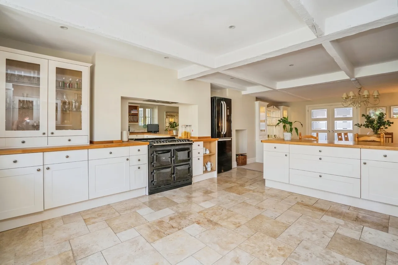 East Street, Westbourne, PO10, photo 16