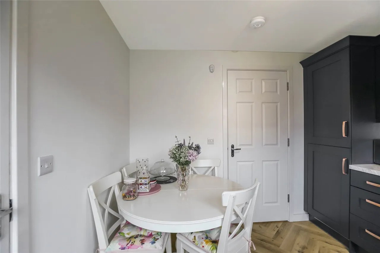 Cameron Gait, Stewarton, Kilmarnock, East Ayrshire, KA3, photo 5